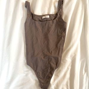 BABATON CONTOUR BODY SUIT